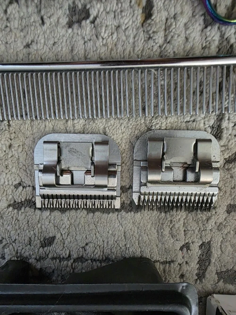 Andis AGC2 Detachable Blade Dog Grooming Clippers with Extras